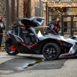 Other-worldly, three-wheeled Slingshot ‘incredible’ – and street legal